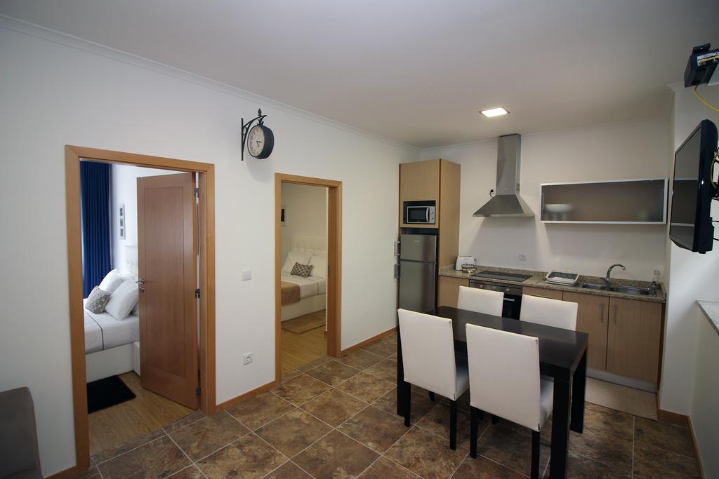 Geresiana Apartamentos Extérieur photo