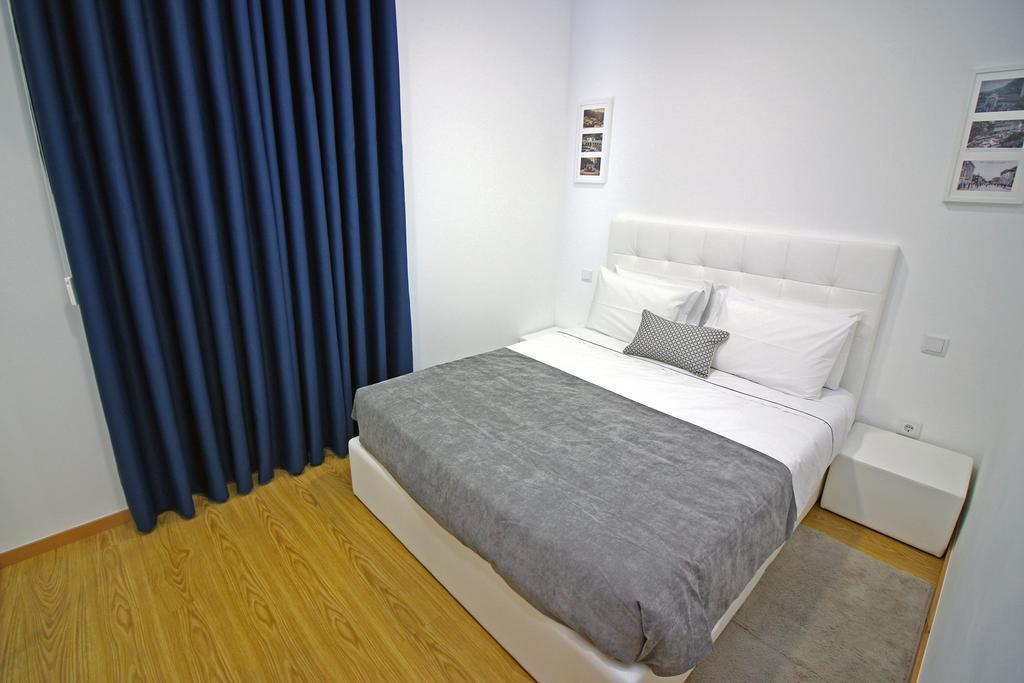 Geresiana Apartamentos Extérieur photo